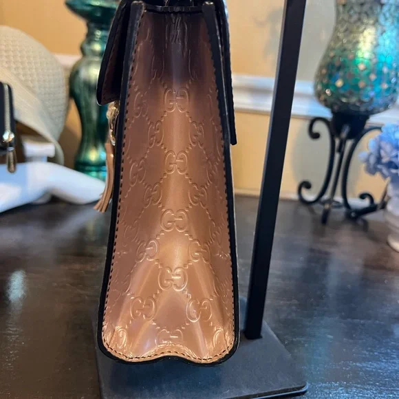 - sold Gucci Guccissima Medium  Emily Chain Cipria colored  Shoulder Bag - Picture 3 of 13